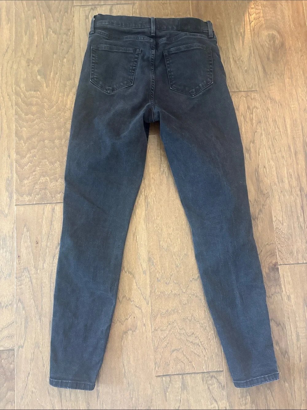 Able Classic Black High-Rise Women’s Jeans. Size 27